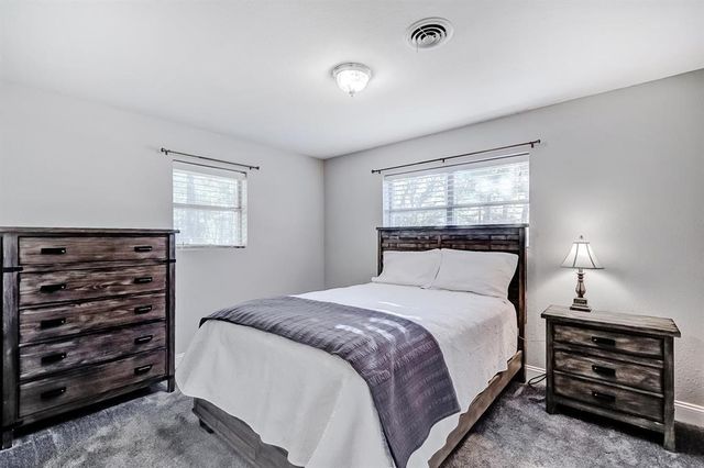 260 Lawrence Lane, Vidor, TX 77662