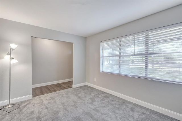 260 Lawrence Lane, Vidor, TX 77662