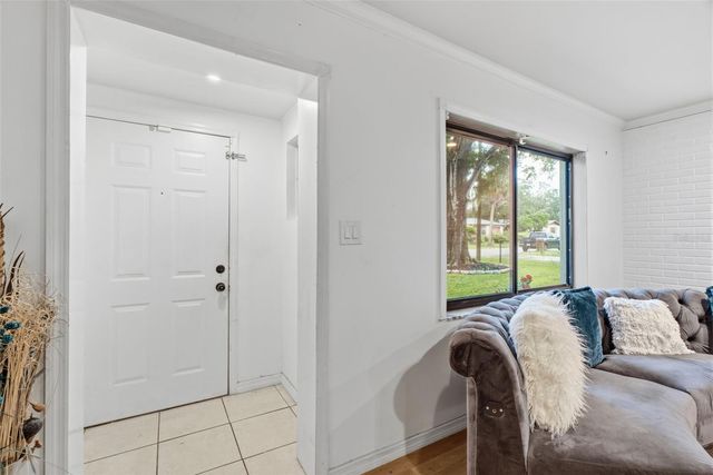 9242 N 52ND STREET, Tampa, FL 33617