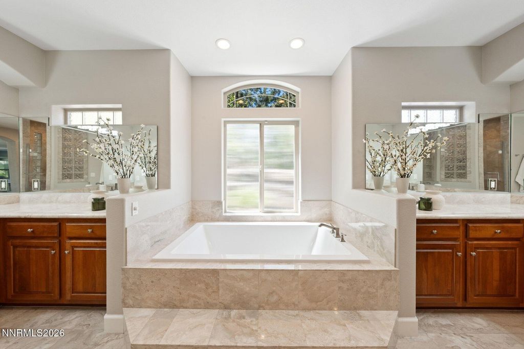 Image 29 of property listing at 14070 SADDLEBOW Drive, Reno, NV 89511