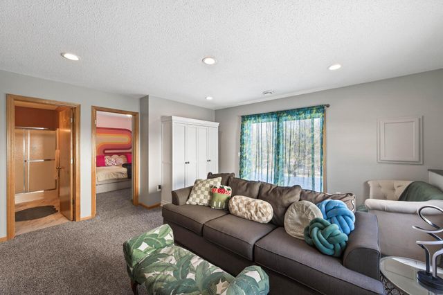 20682 Enfield Avenue N, Forest Lake, MN 55025