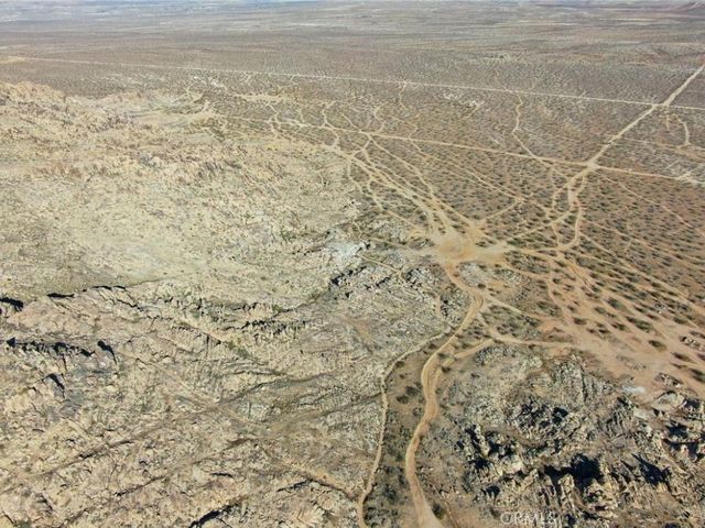 19011 Kensington Street, Apple Valley, CA 92307