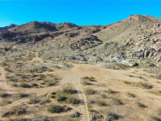 19011 Kensington Street, Apple Valley, CA 92307