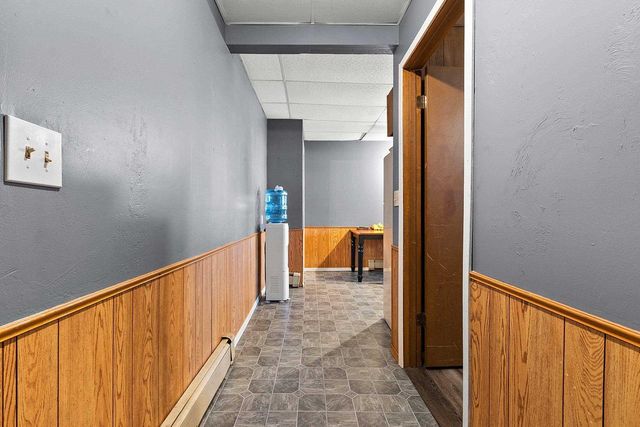 104 E FREEBORN STREET, Cecil, WI 54111