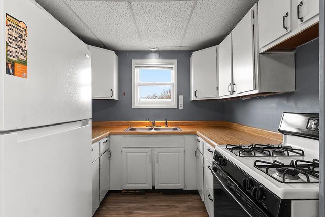 104 E FREEBORN STREET, Cecil, WI 54111