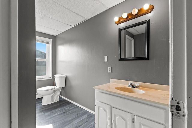 104 E FREEBORN STREET, Cecil, WI 54111