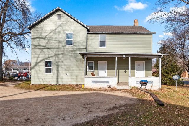104 E FREEBORN STREET, Cecil, WI 54111