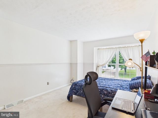 3110 HACKBERRY LN, York, PA 17404