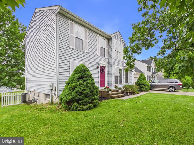 3110 HACKBERRY LN, York, PA 17404