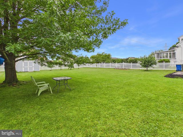 3110 HACKBERRY LN, York, PA 17404
