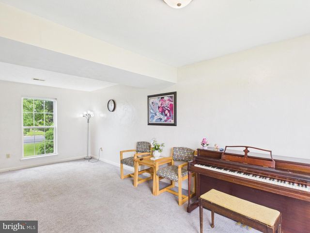 3110 HACKBERRY LN, York, PA 17404