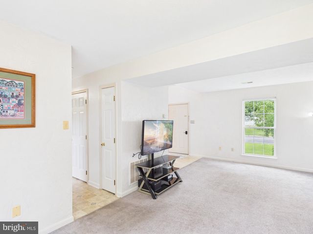 3110 HACKBERRY LN, York, PA 17404