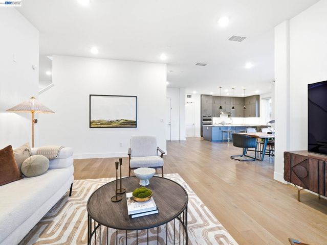 45188 Tom Blalock St 301, Fremont, CA 94539