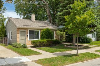 1605 E Hazelhurst Street, Ferndale, MI 48220