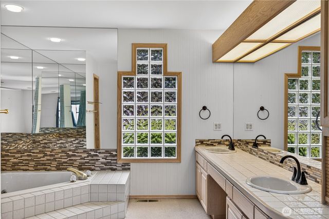 11599 Coronado Drive, Anacortes, WA 98221