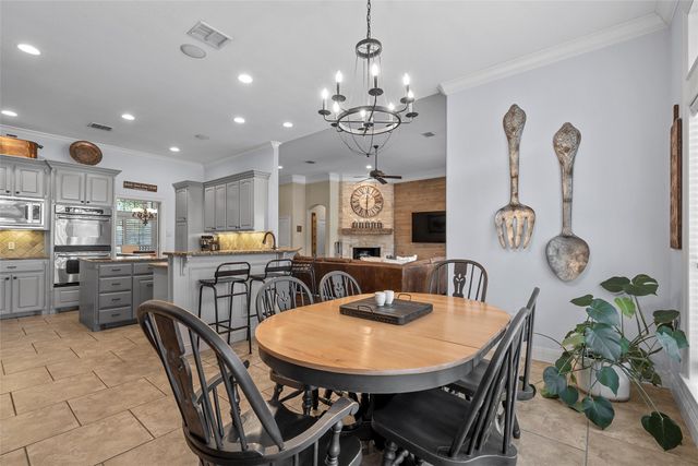 7020 Ledge Stone Drive, Mcgregor, TX 76657