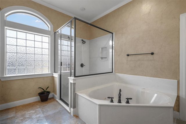 7020 Ledge Stone Drive, Mcgregor, TX 76657