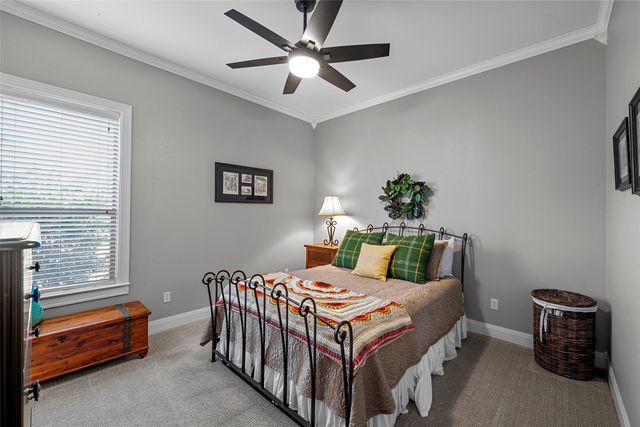 7020 Ledge Stone Drive, Mcgregor, TX 76657