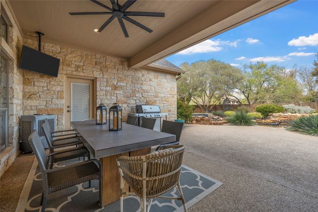 7020 Ledge Stone Drive, Mcgregor, TX 76657