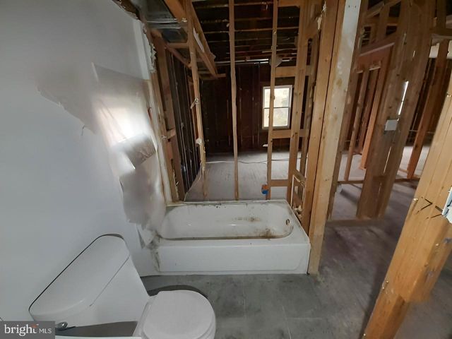 3101 CLIFTON AVE, Baltimore, MD 21216