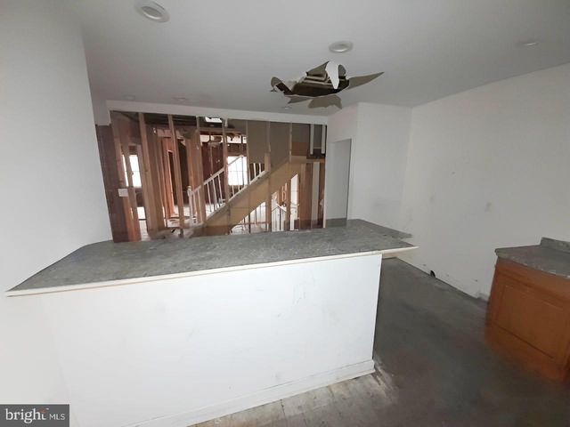 3101 CLIFTON AVE, Baltimore, MD 21216