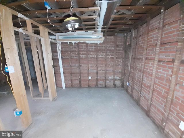 3101 CLIFTON AVE, Baltimore, MD 21216