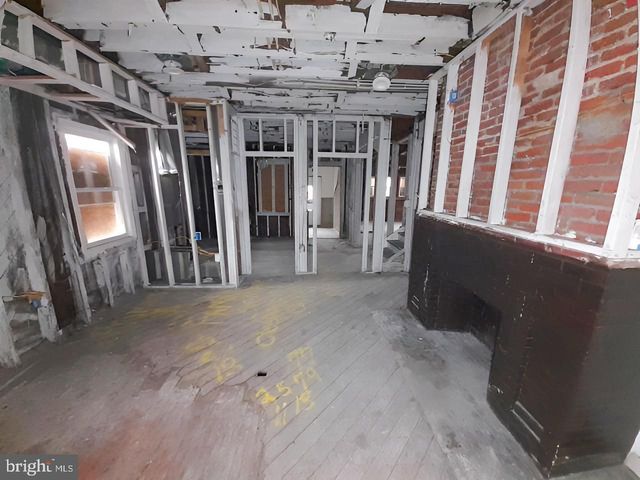 3101 CLIFTON AVE, Baltimore, MD 21216