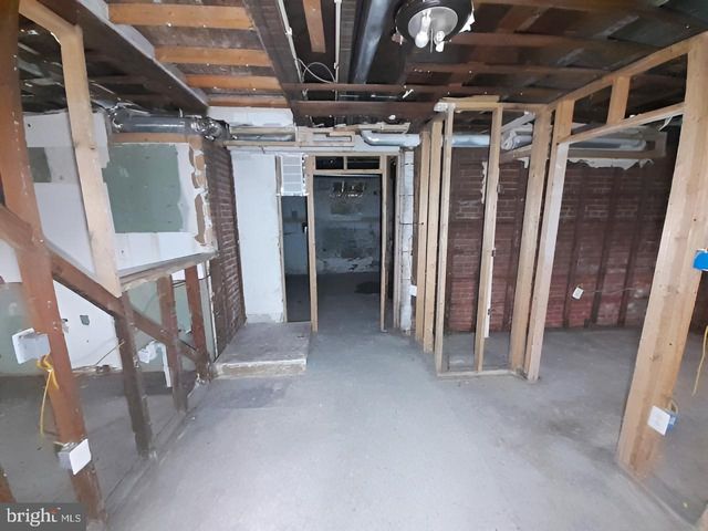 3101 CLIFTON AVE, Baltimore, MD 21216