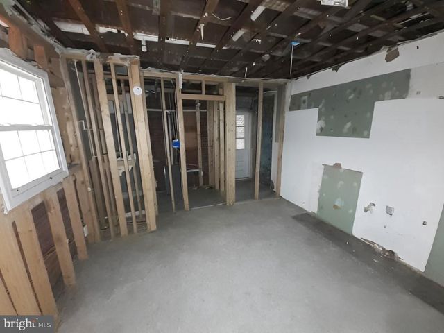 3101 CLIFTON AVE, Baltimore, MD 21216