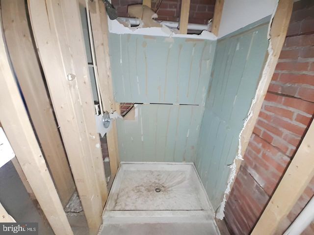 3101 CLIFTON AVE, Baltimore, MD 21216