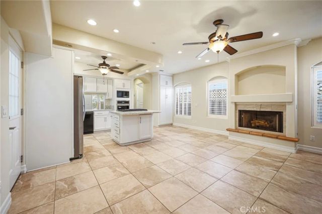 416 9th, Huntington Beach, CA 92648