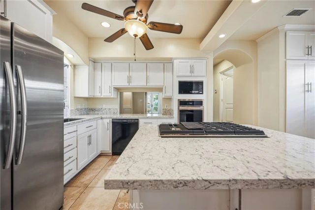 416 9th, Huntington Beach, CA 92648