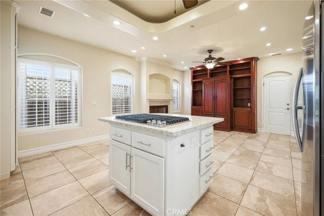 416 9th, Huntington Beach, CA 92648