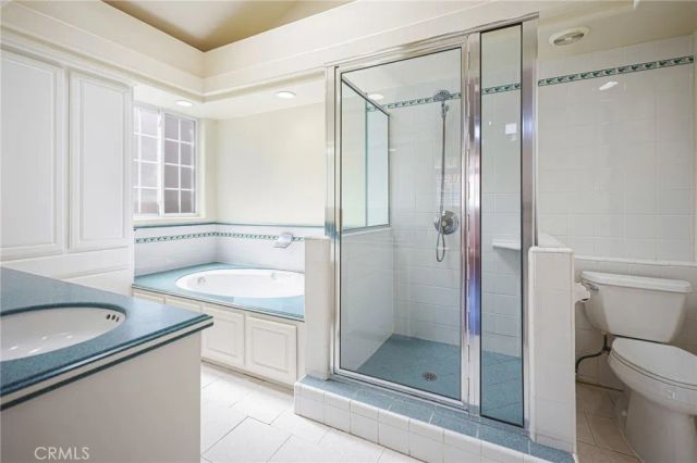 416 9th, Huntington Beach, CA 92648