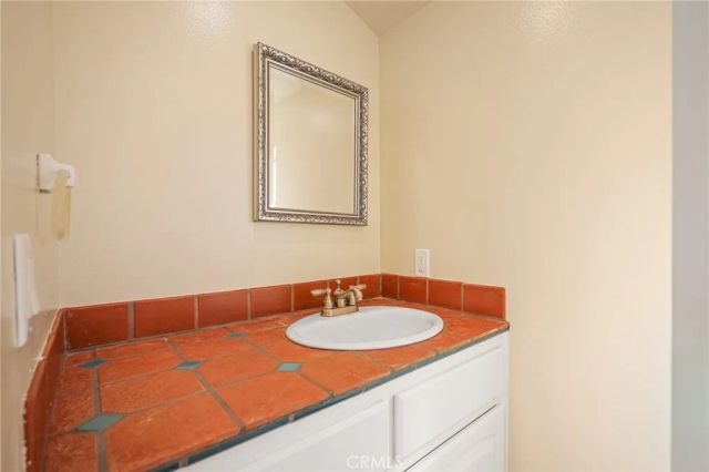 416 9th, Huntington Beach, CA 92648