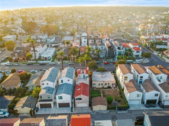 416 9th, Huntington Beach, CA 92648