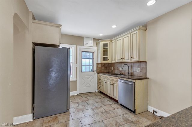 3475 Norwood Road, Shaker Heights, OH 44122