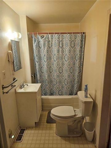 1005 Kenton Street, Leavenworth, KS 66048