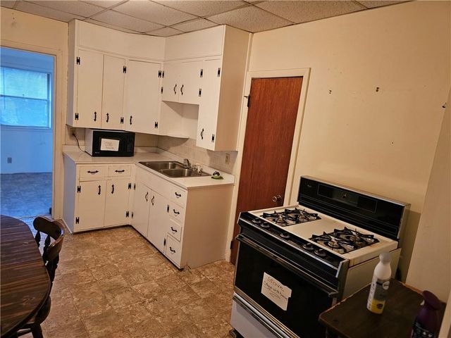 1005 Kenton Street, Leavenworth, KS 66048