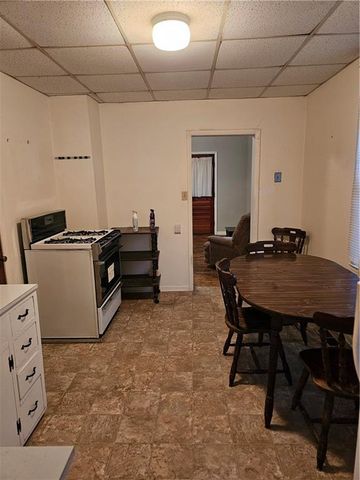 1005 Kenton Street, Leavenworth, KS 66048