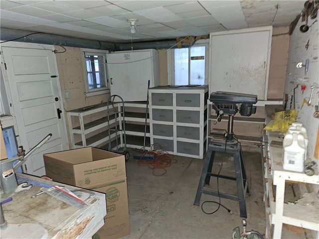 1005 Kenton Street, Leavenworth, KS 66048