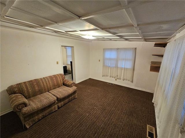 1005 Kenton Street, Leavenworth, KS 66048