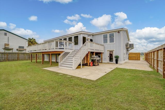 2006 Sydnor Lane, Galveston, TX 77554