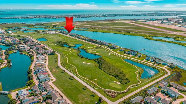 2006 Sydnor Lane, Galveston, TX 77554