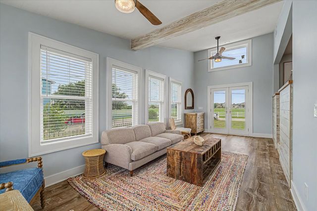 2006 Sydnor Lane, Galveston, TX 77554
