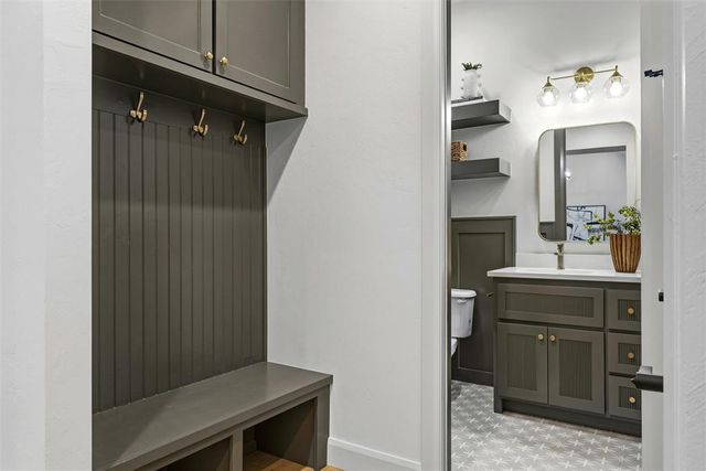 7960 Stagecoach Circle, Arcadia, OK 73007