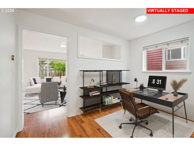 757 Ne 61ST Ct, Hillsboro, OR 97124