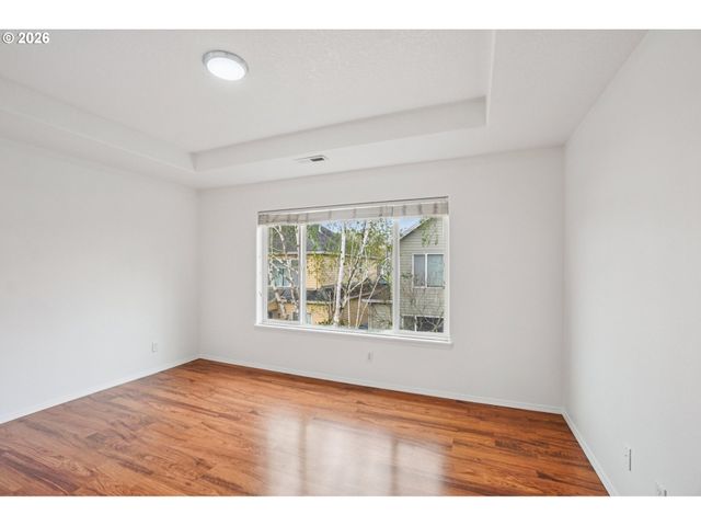 757 Ne 61ST Ct, Hillsboro, OR 97124