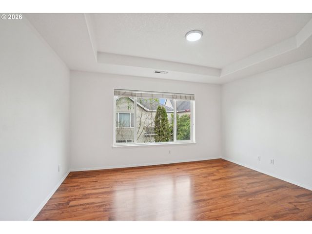 757 Ne 61ST Ct, Hillsboro, OR 97124