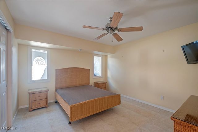 11687 Lady Anne CIR, Cape Coral, FL 33991